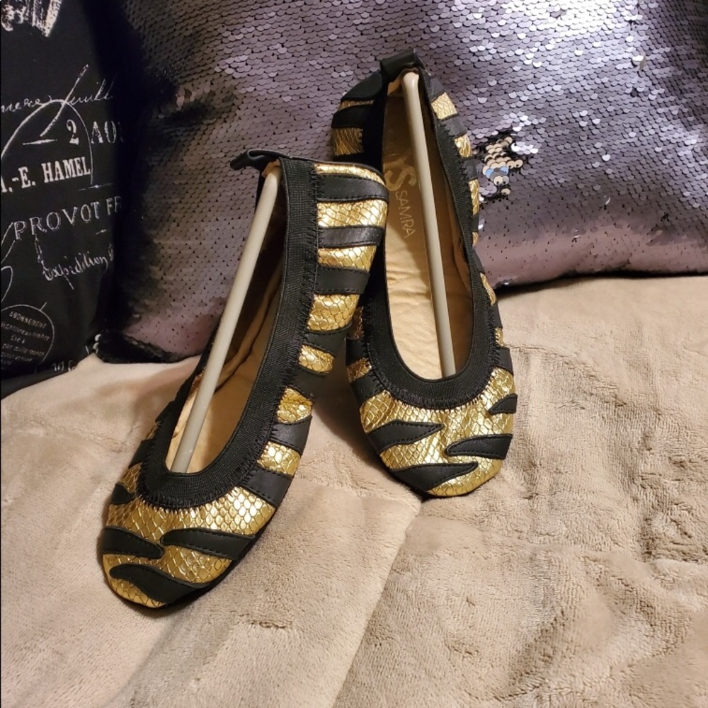 YOSI SAMRA FLATS